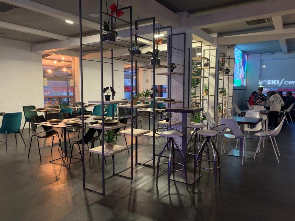 Hotel Chips Ferrol Нарон Экстерьер фото